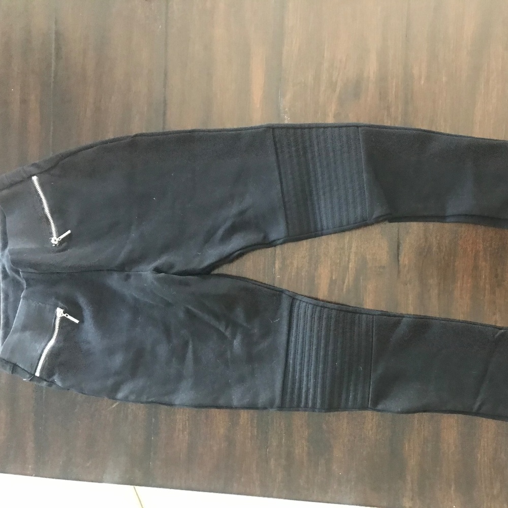 Zara Black Skinny Leggings
